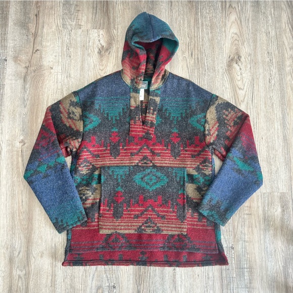Vintage Woolrich Aztec Print Hooded Poncho - Picture 2 of 16
